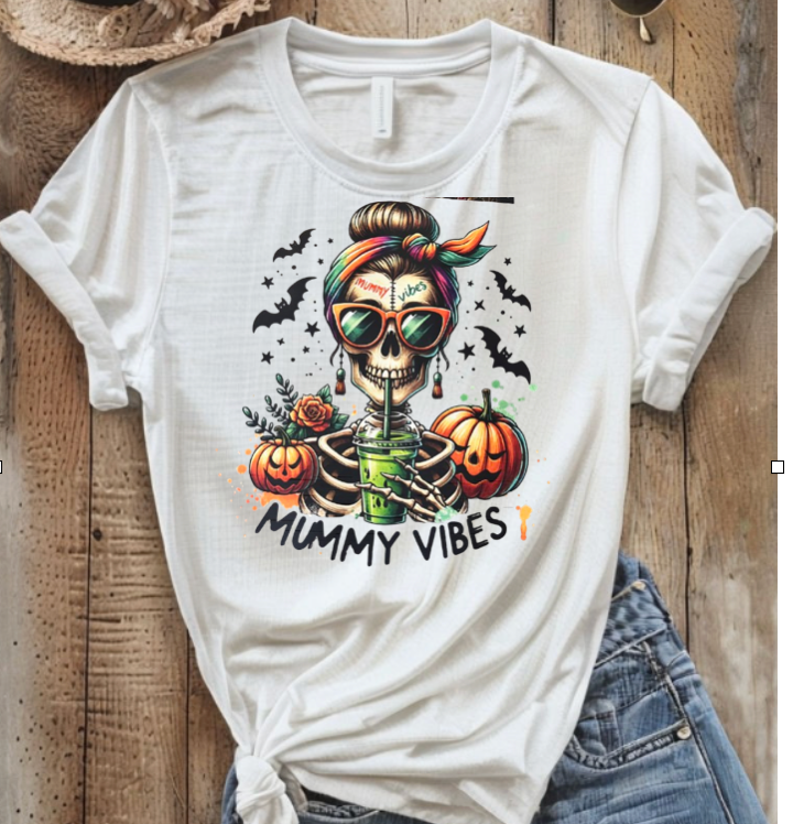 Mummy Vibes Halloween t-shirt